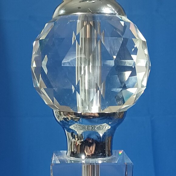 Vintage Hollywood Regency Crystal Ball Lucite Lamps Set Chrome Hardware … - Picture 8 of 11